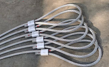 Меры предосторожности при использовании подъемных строп и приспособлений.